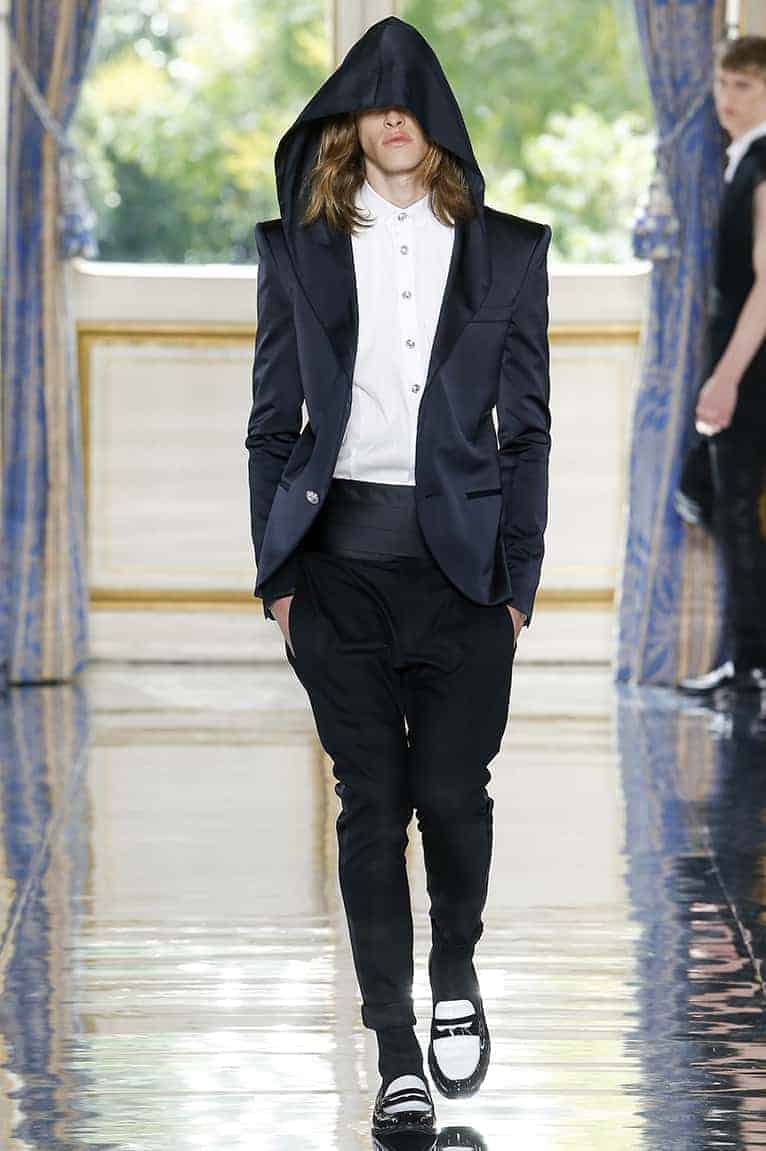 balmain-menswear-spring-19