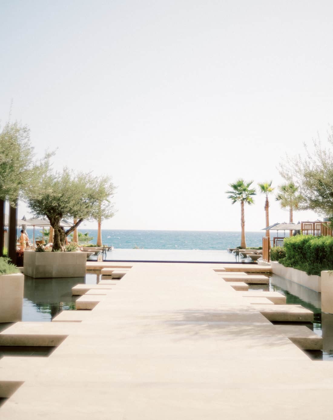 destination-pastel-seaside-43