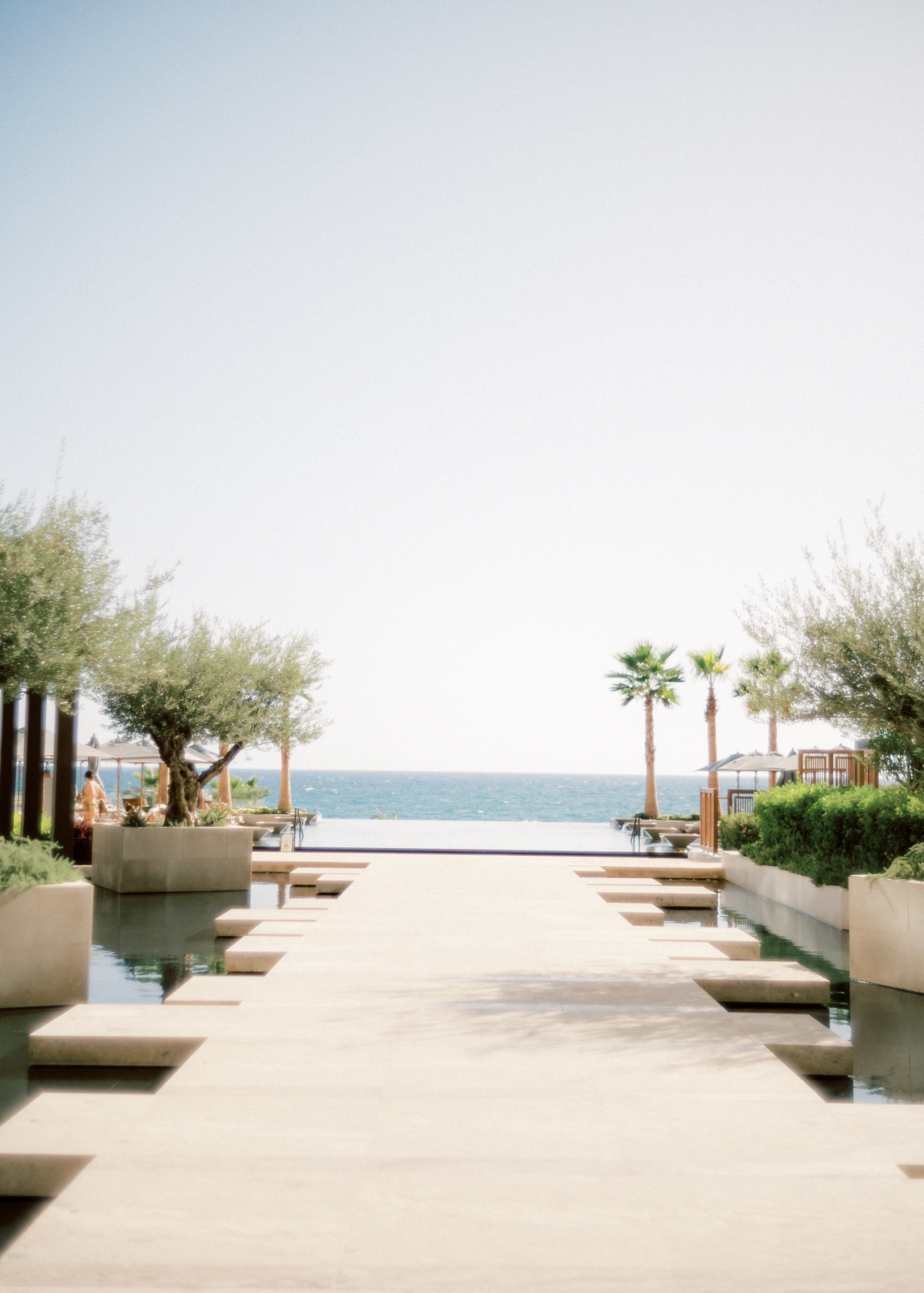 destination-pastel-seaside-43