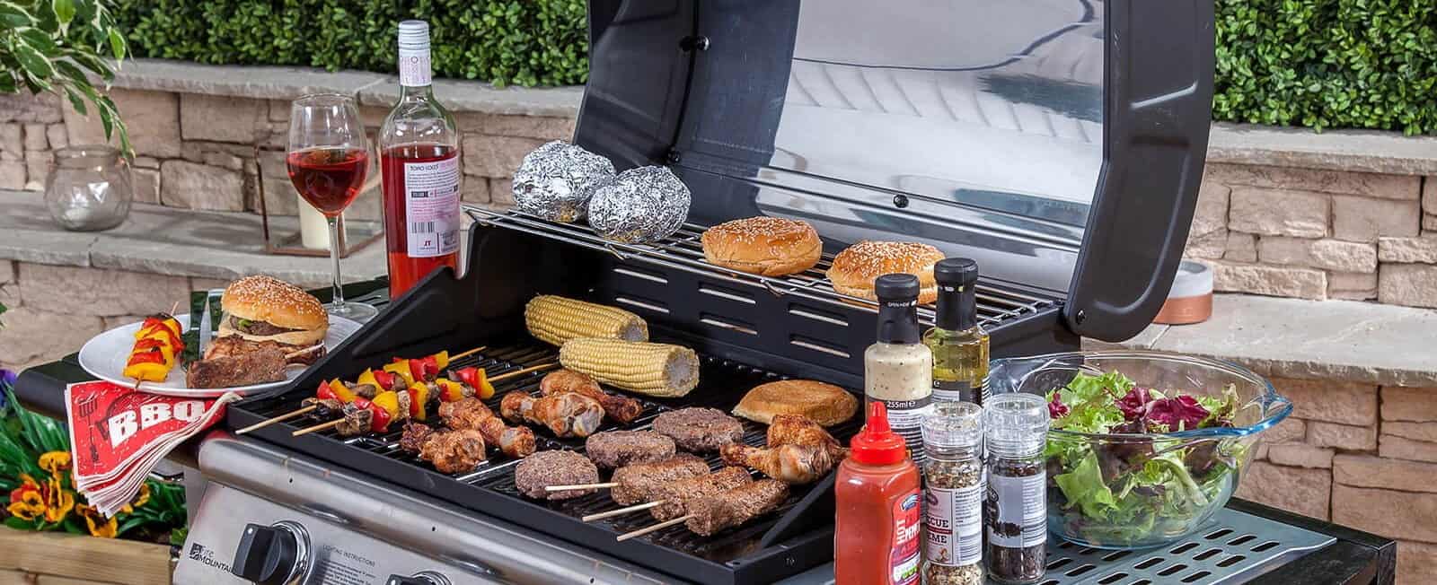 CREATOR: gd-jpeg v1.0 (using IJG JPEG v62), quality = 90 wedding catering barbeque burgers