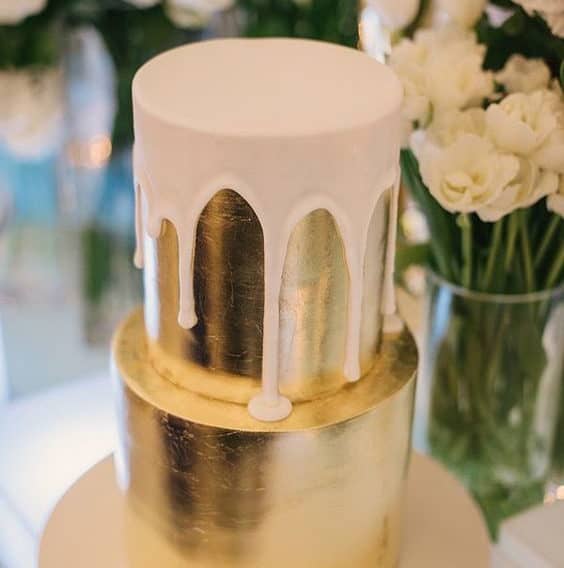 χρύση γαμήλια τούρτα