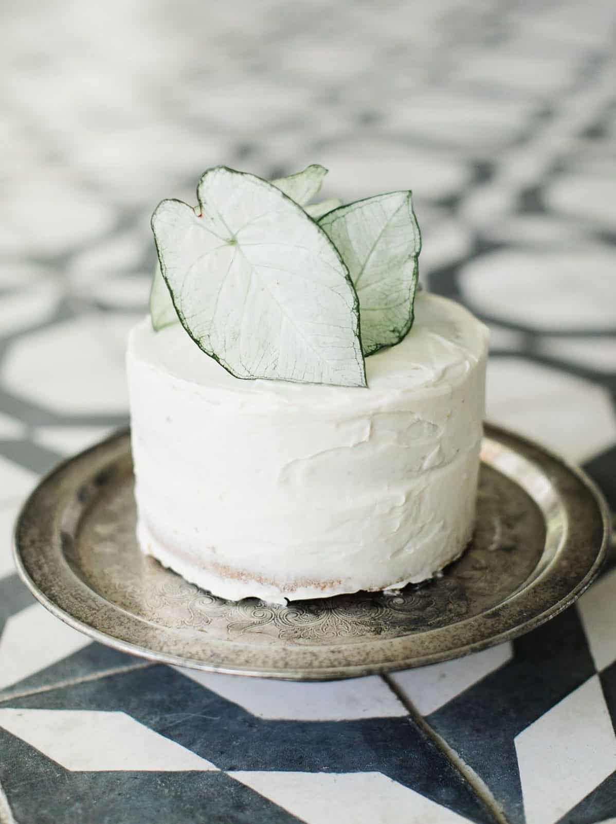 wedding cake with green leaves