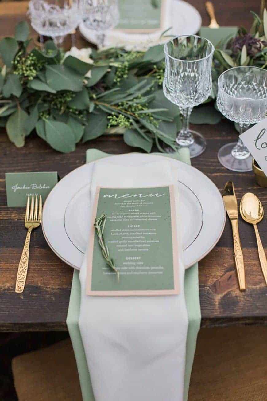 wedding-decoration-green-4 wedding table decoration in dusty green colours