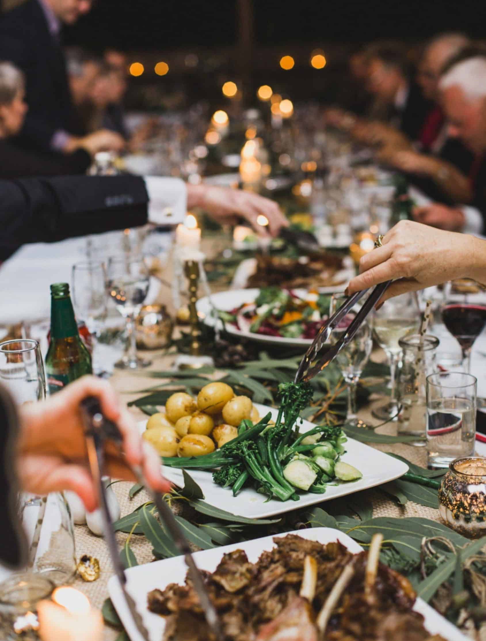 wedding-dinner-foodstations-9 wedding dinner table