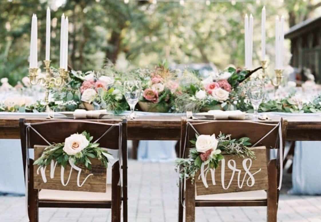 wedding chair signs Mr & Mrs for the wedding dinner