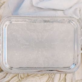 Silver decorative tray for weddings, by Yiotis Jewllery.